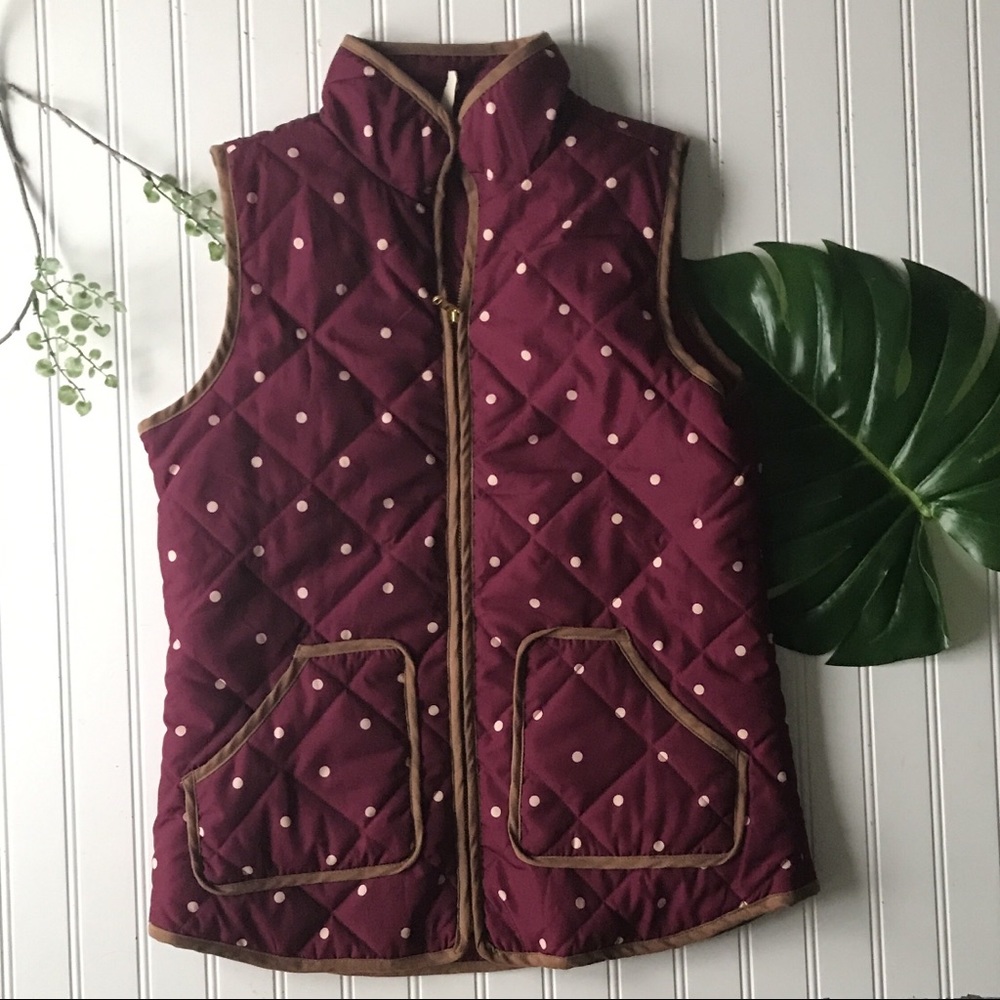 Maroon quilted full zip vest